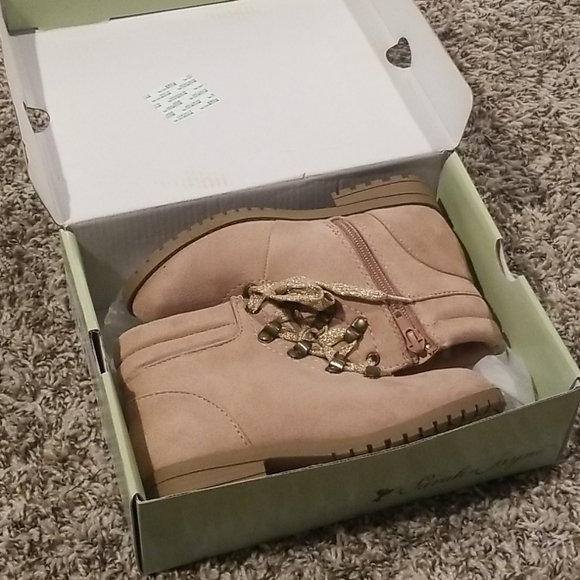 Pink Sarah Jayne Boots - Picture 3 of 3